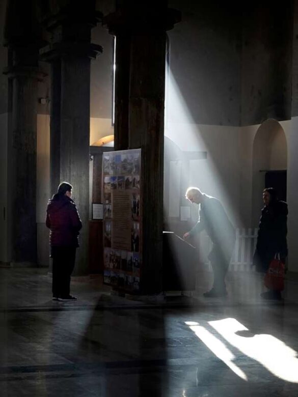 Aleksandar Jovanovic (Serbia) – In the Church 469-800