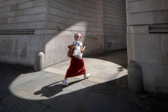 Association of Photographers Of Serbia E Diploma – Charles Ashton (United Kingdom) – In The Light-800