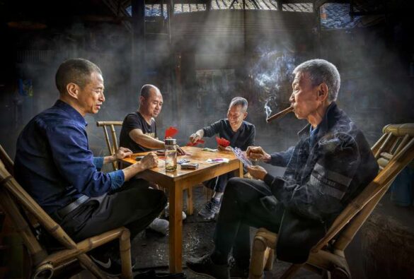Chi Pan Chan (Macau) – In the old teahouse …-800