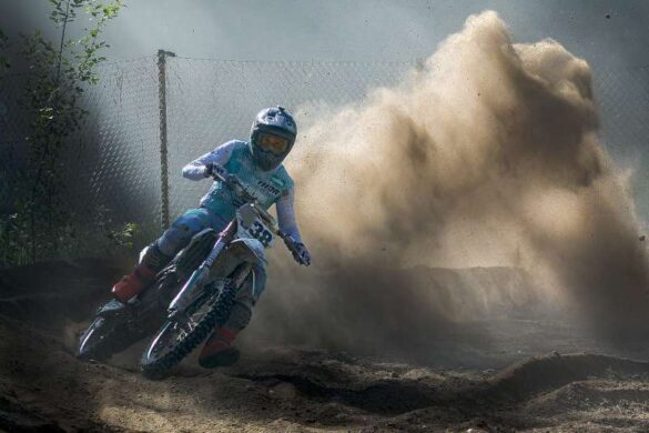 Dario Riva (Italy) – Motocross 400-800