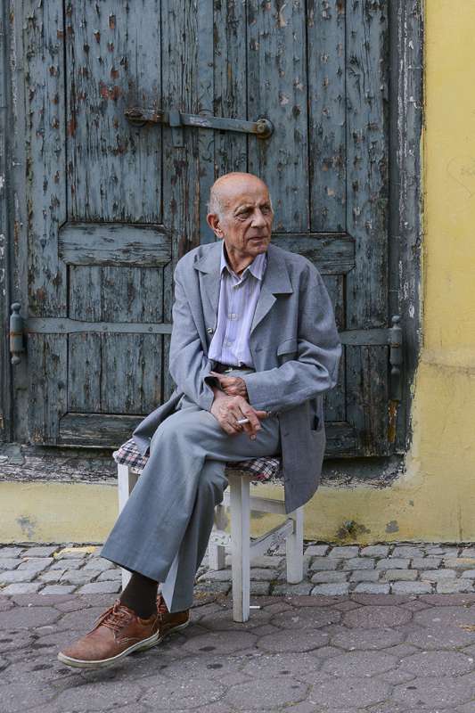 Edo Iglic (Serbia) – The old man smoker 2-800