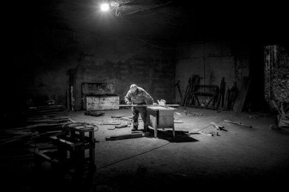 Emanuele Fusco (Italy) – Building the Subway …-800