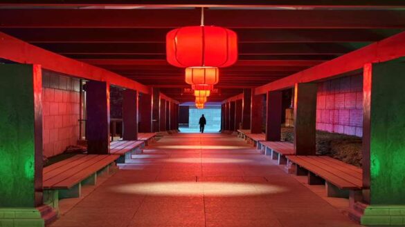 H.W. Chan (Hong Kong) – Red Alley C01-800