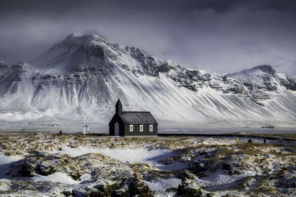 Jan Jaskula (Poland) – Black Church-800