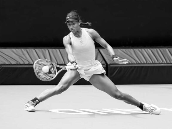 Liz Hardley (New Zealand) – Whitney Osuigwe-800