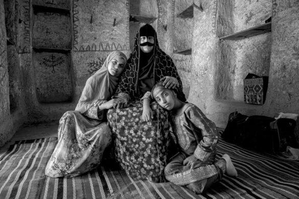 Mariam Hassan (Qatar) – Omani family-800