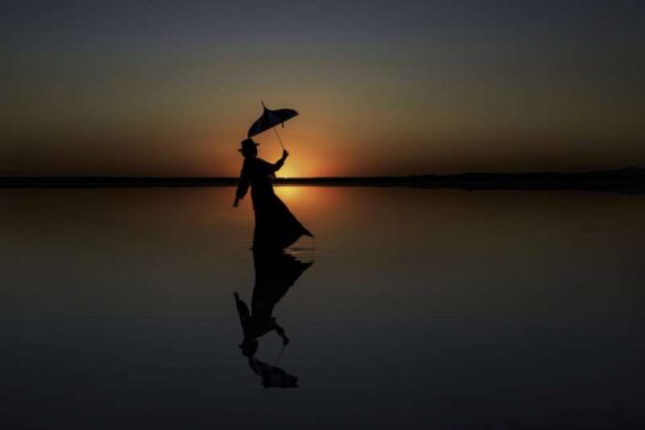Metin Gonen (Turkiye) – UMBRELLA_GIRL-800