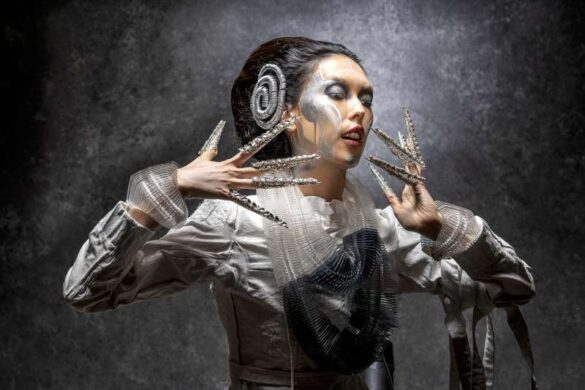 Phillip Kwan (Canada) – Emily 25-800
