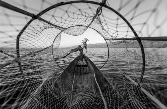 Phillip Kwan (Canada) – Inle Rower 31-800