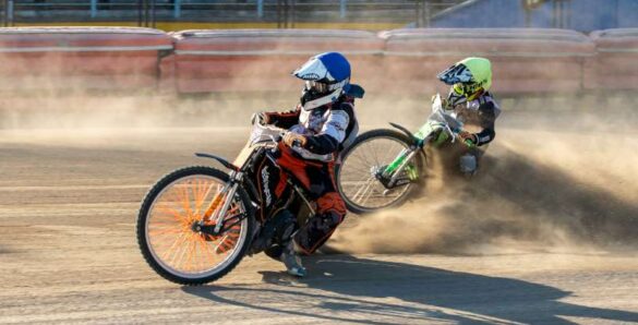 Serhii Miroshnyk (Ukraine) – Race of shadows-800