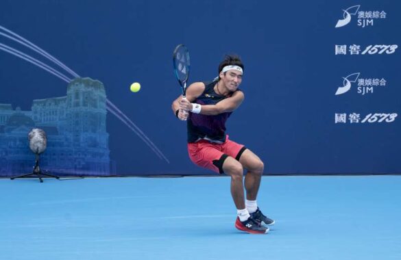 Sherman Sherman Cheang (Macau) – Backhand Smash-800