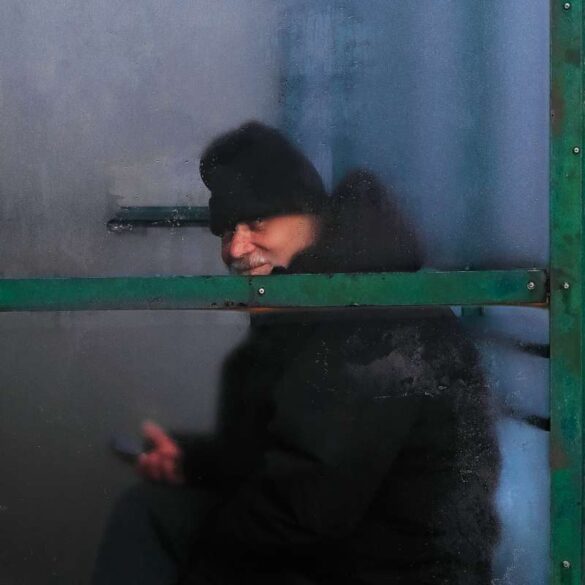 Tadeusz Mozalewski (Poland) – Elderly man at bus …-800