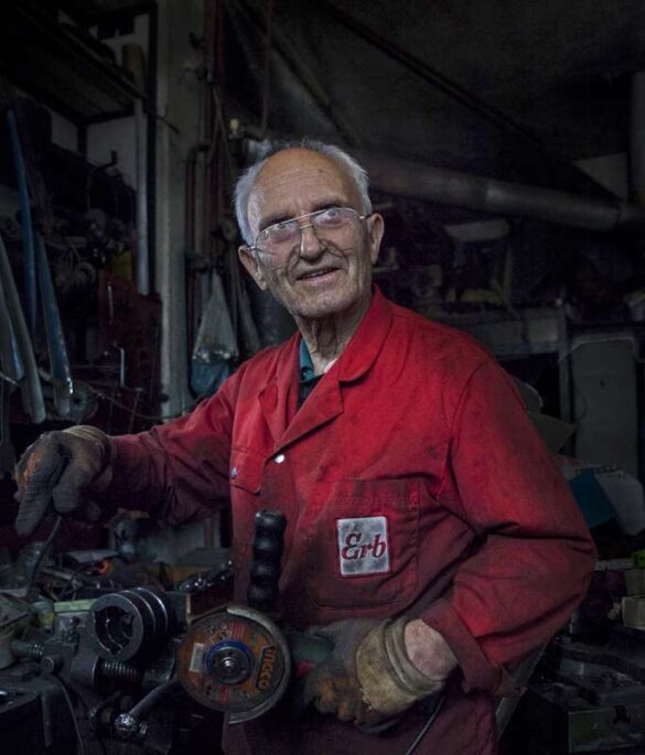 Vojislav Lukovic (Serbia) – Locksmith from Kuman…-800