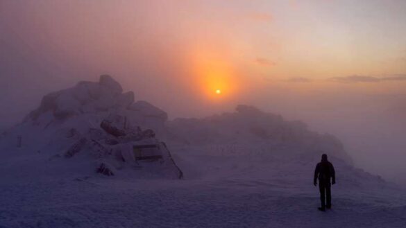 Yuliyan Ivanov (Bulgaria) – Sending the sun-800
