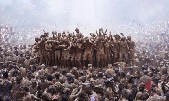 Zhizhou Jiang (China) – The Crazy Festival-800